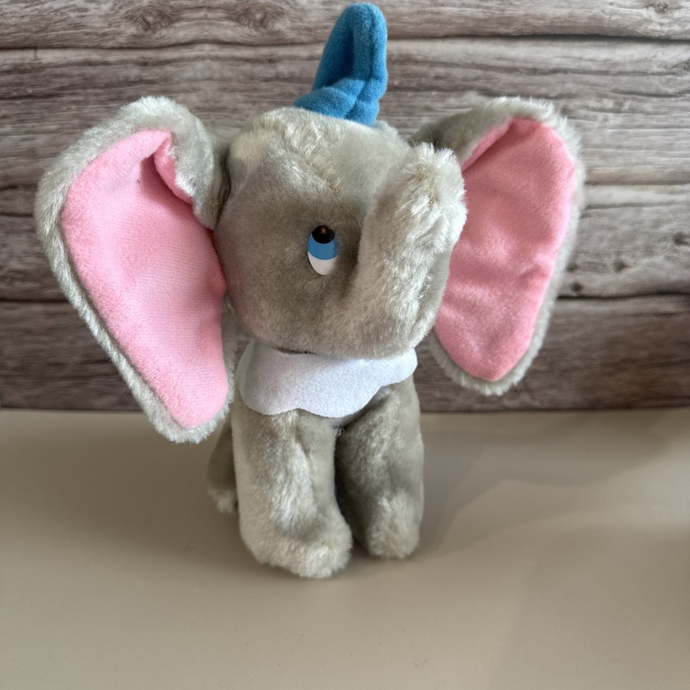VTG WALT DISNEY PRODUCTIONS 8" DUMBO Stuffed Animal Plush Toy Made In Korea - Picture 4 of 7